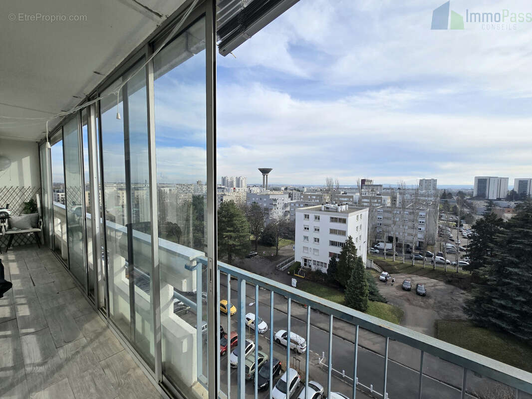 Appartement à VENISSIEUX