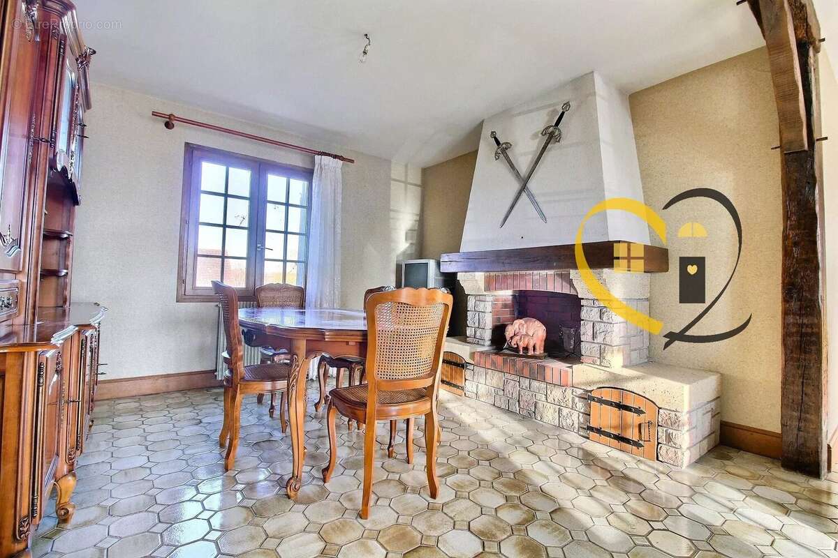 Maison à Vierzon - photo 10