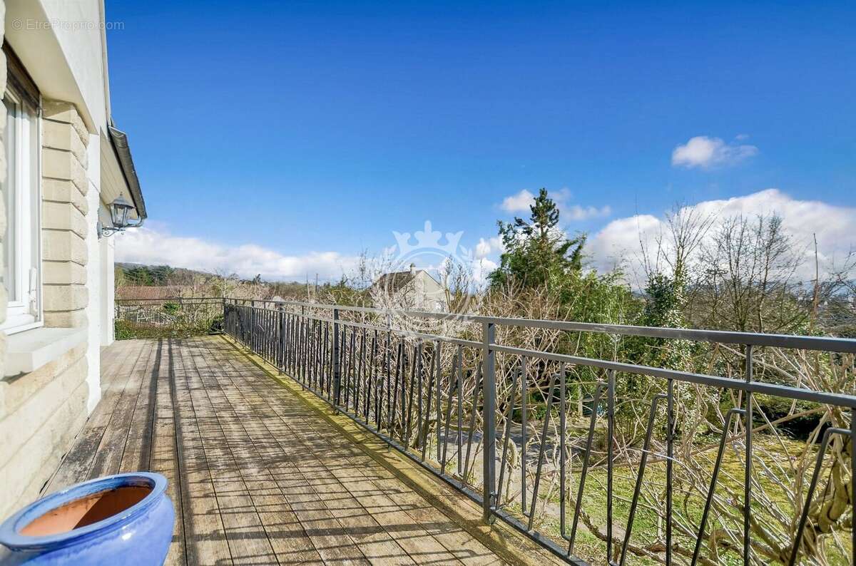 Maison à SAINT-LEU-LA-FORET