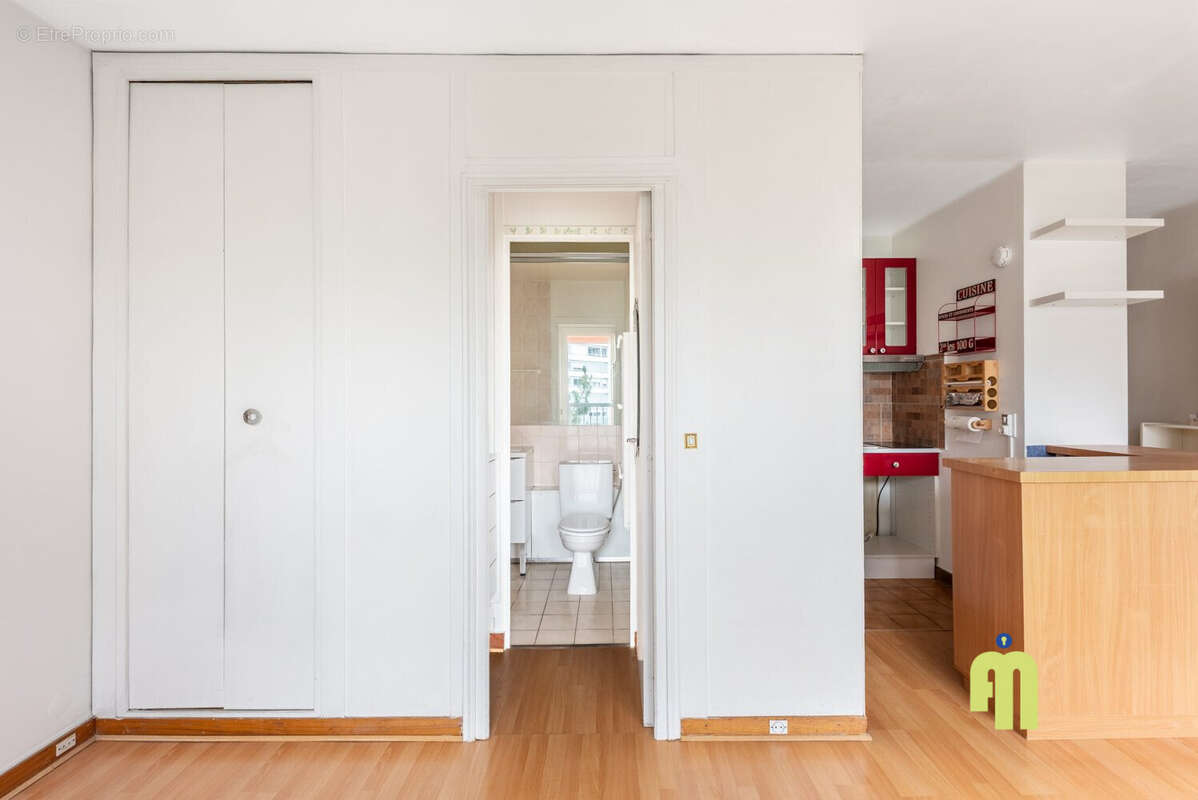 Appartement à PARIS-20E