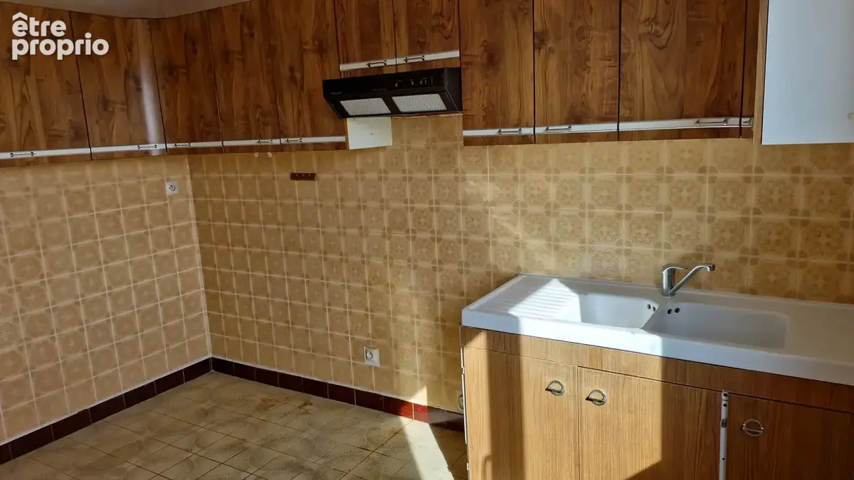 Maison 4 chambres - garage - photo 13