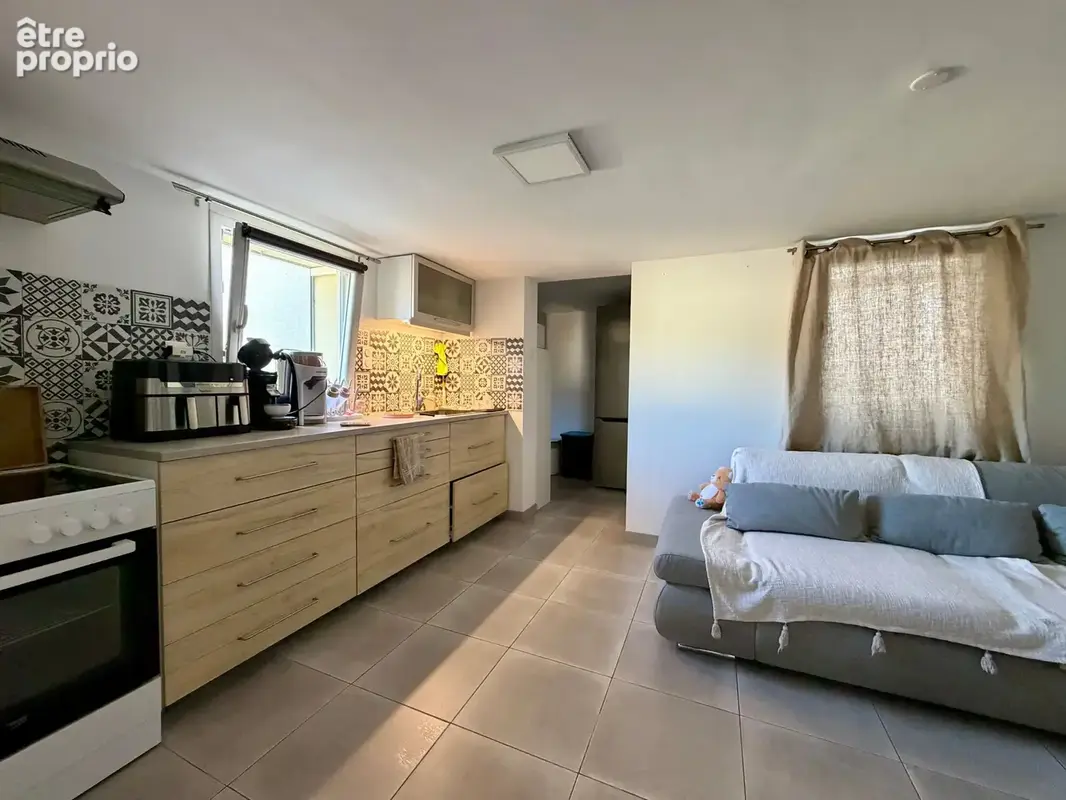 Maison avec terrain constructible de 577m2 - photo 3