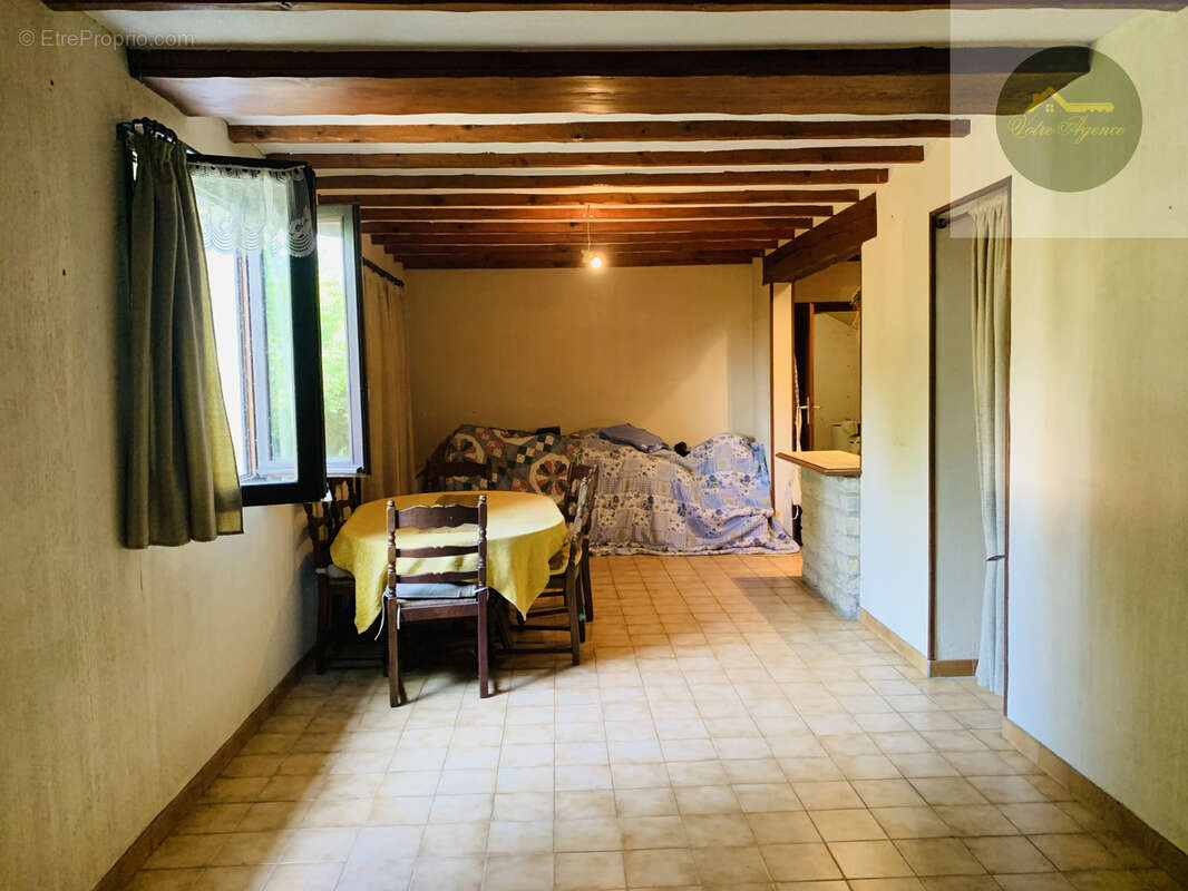 Maison à DOMATS