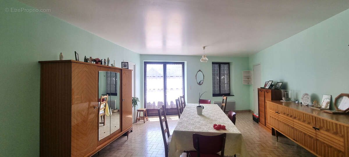 Maison à BRISSAC-QUINCE