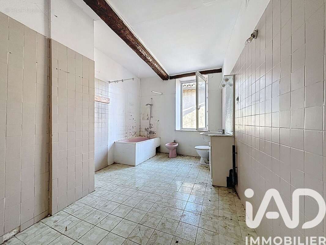 Maison 260 m² à Puicheric  - photo 7