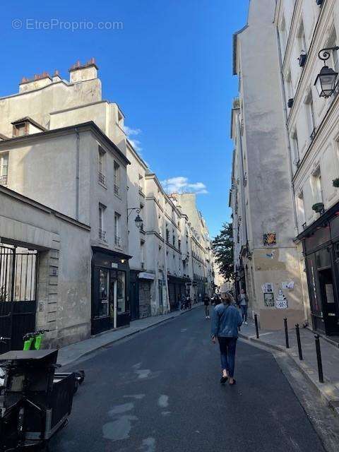 Appartement à PARIS-4E