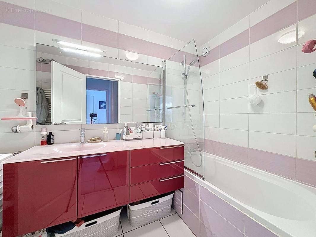 Appartement à MONTIGNY-LE-BRETONNEUX