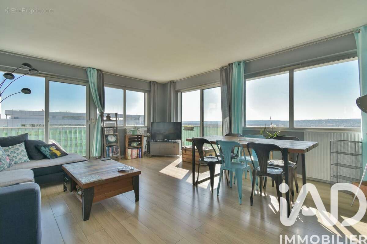 Photo 2 - Appartement à PUTEAUX