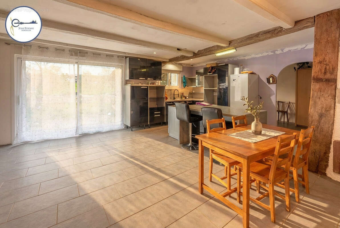 Maison à DAMAS-AUX-BOIS