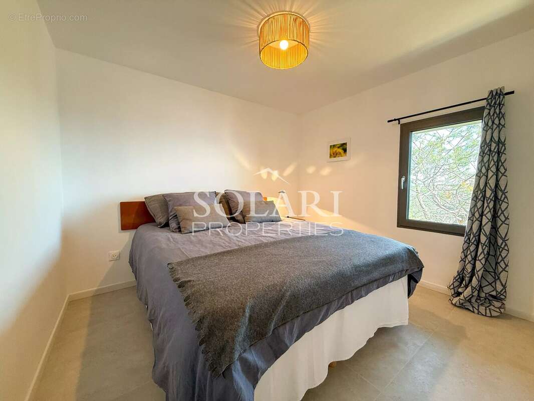 Maison à THEOULE-SUR-MER