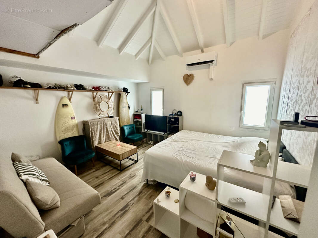 Maison à CAPESTERRE-BELLE-EAU