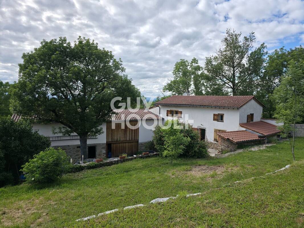 Maison à VALEILLE