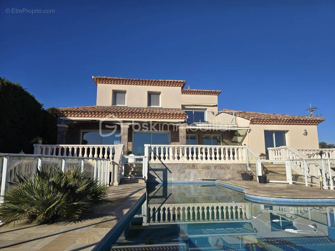 Maison à BOUZIGUES