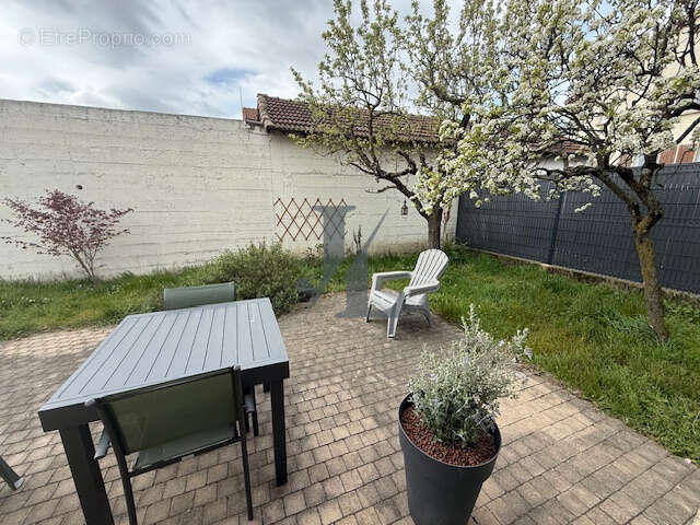 Maison à PORTES-LES-VALENCE