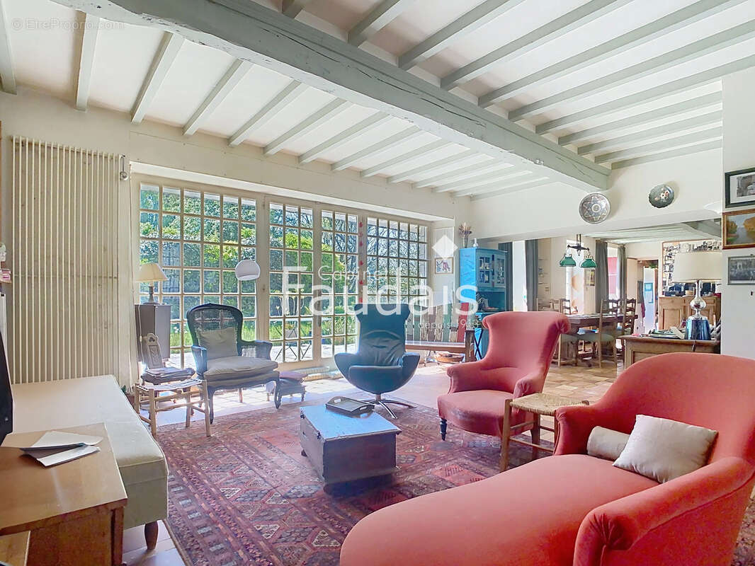 Maison à SAINTE-MARIE-DU-MONT