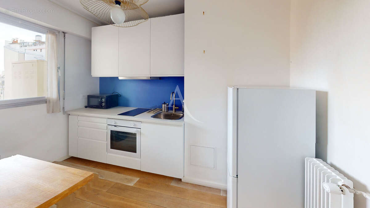 Appartement à PARIS-10E