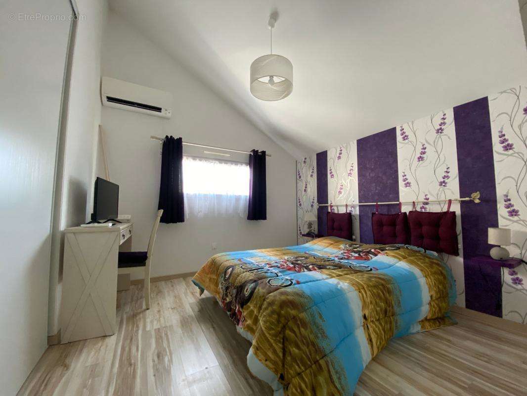 Maison à LES MATHES