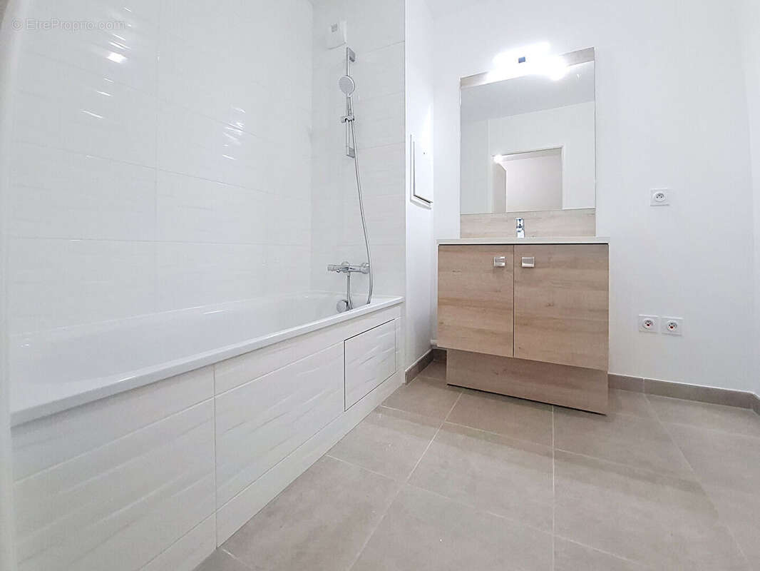 Appartement à SERRIS