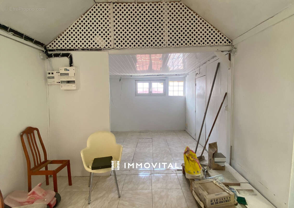 Maison à BASSE-TERRE