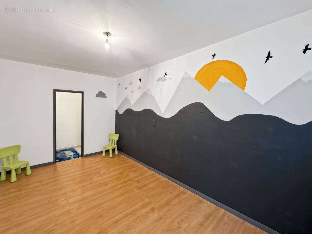 Maison façon loft/ volumes /garage/terrasse/jardin/3 suites parentales ! - photo 14