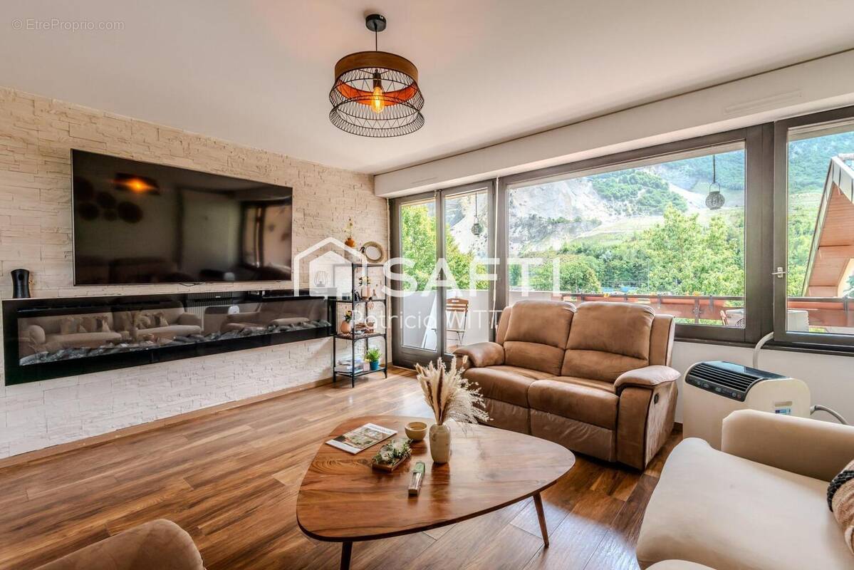 Photo 1 - Appartement à ETREMBIERES