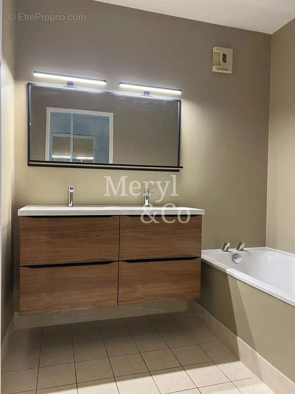 Appartement à FONTAINE-LES-DIJON