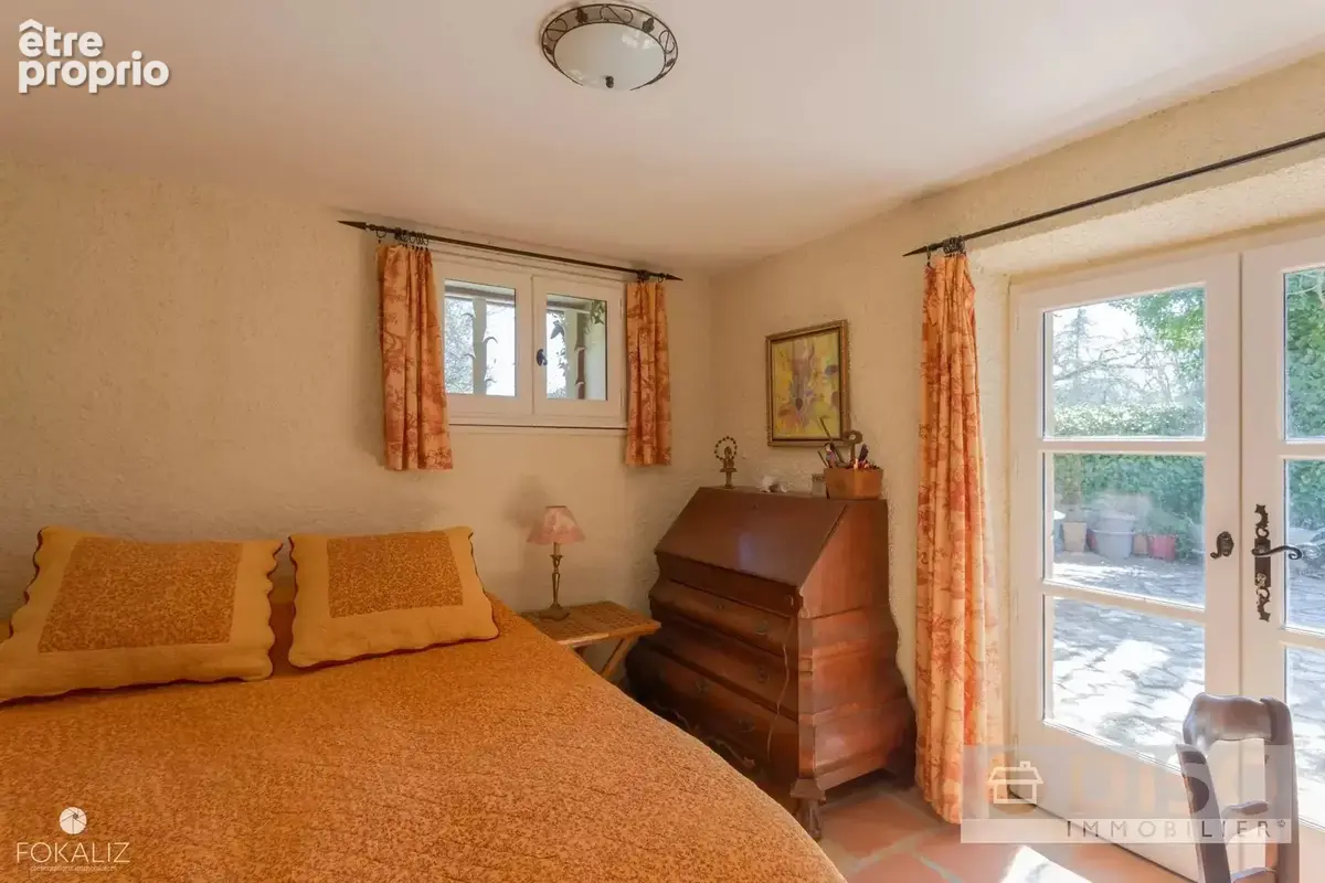 Belle maison avec dépendance, jardin et piscine - photo 8