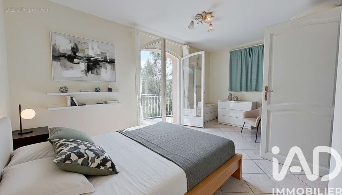 Photo 5 - Maison à LES ISSAMBRES