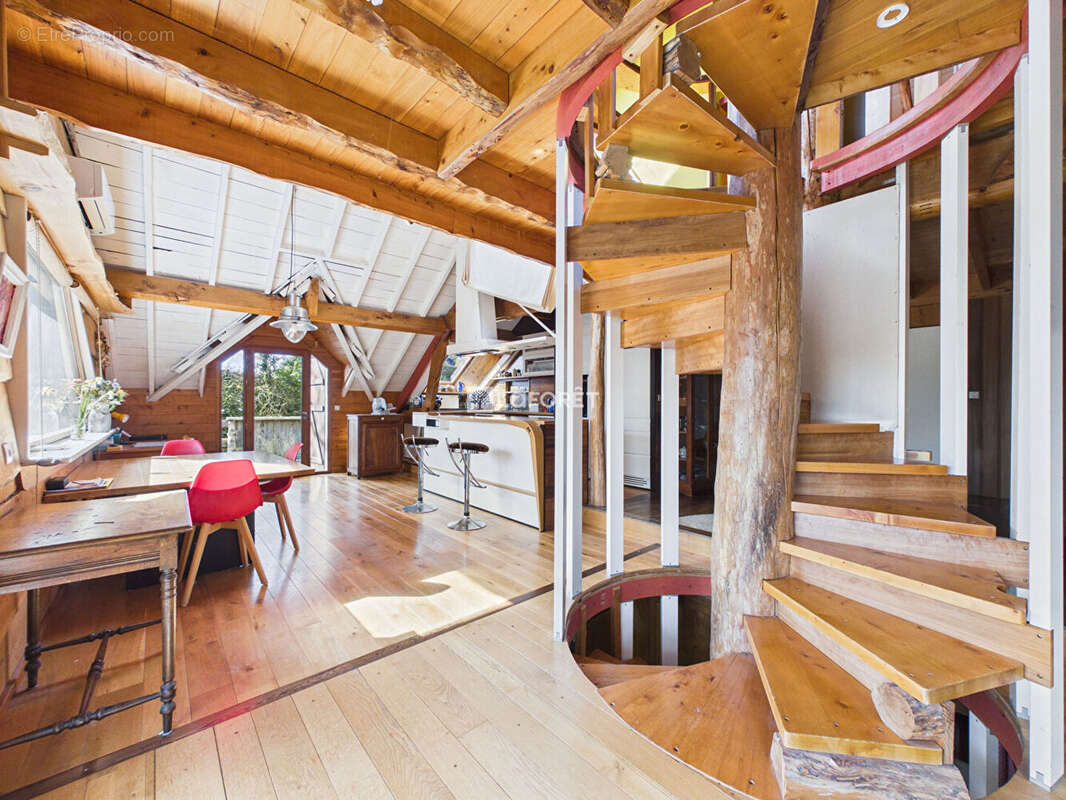 Maison à PLONEOUR-LANVERN