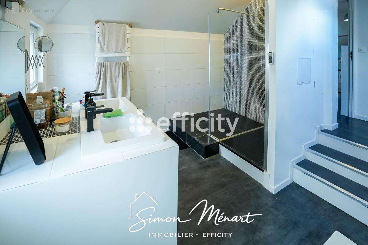 Maison à LYS-LEZ-LANNOY