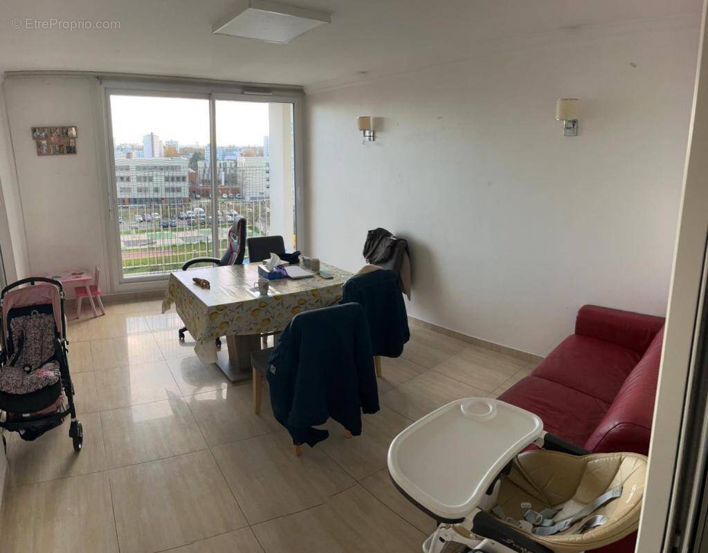 Appartement à EPINAY-SUR-SEINE