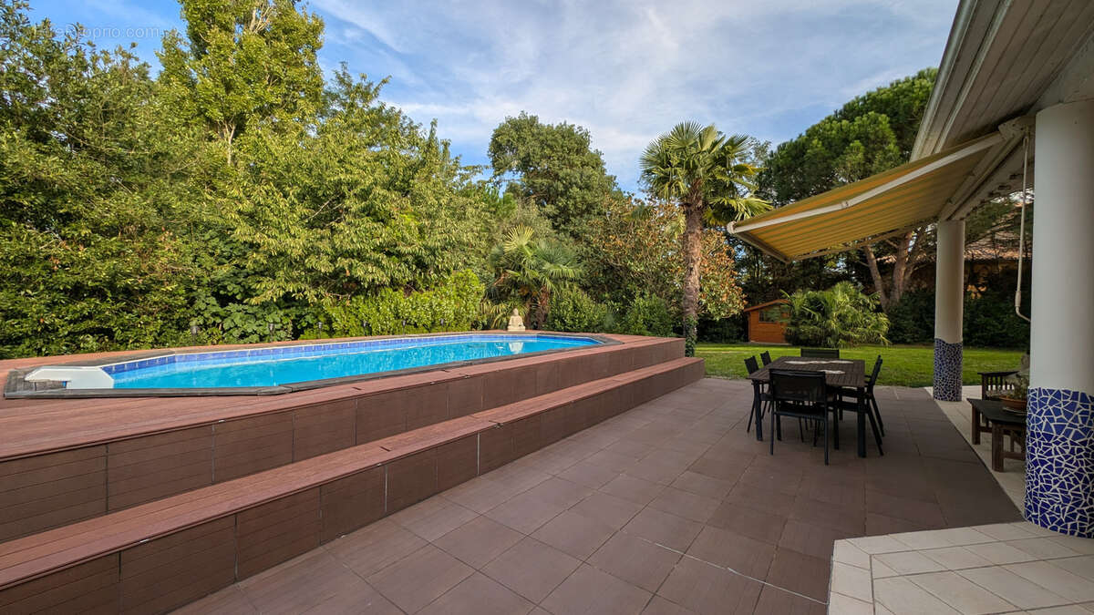 Maison de plain pied 6 pièces 193 m2 AUSSONNE - photo 15