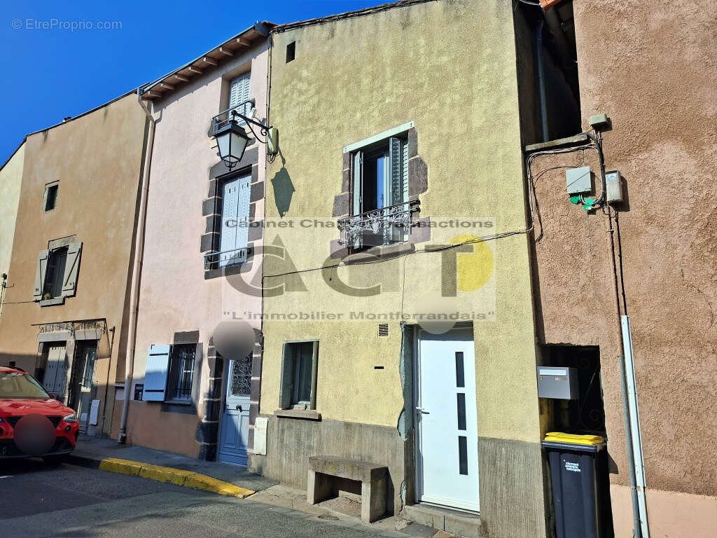 Maison à CLERMONT-FERRAND