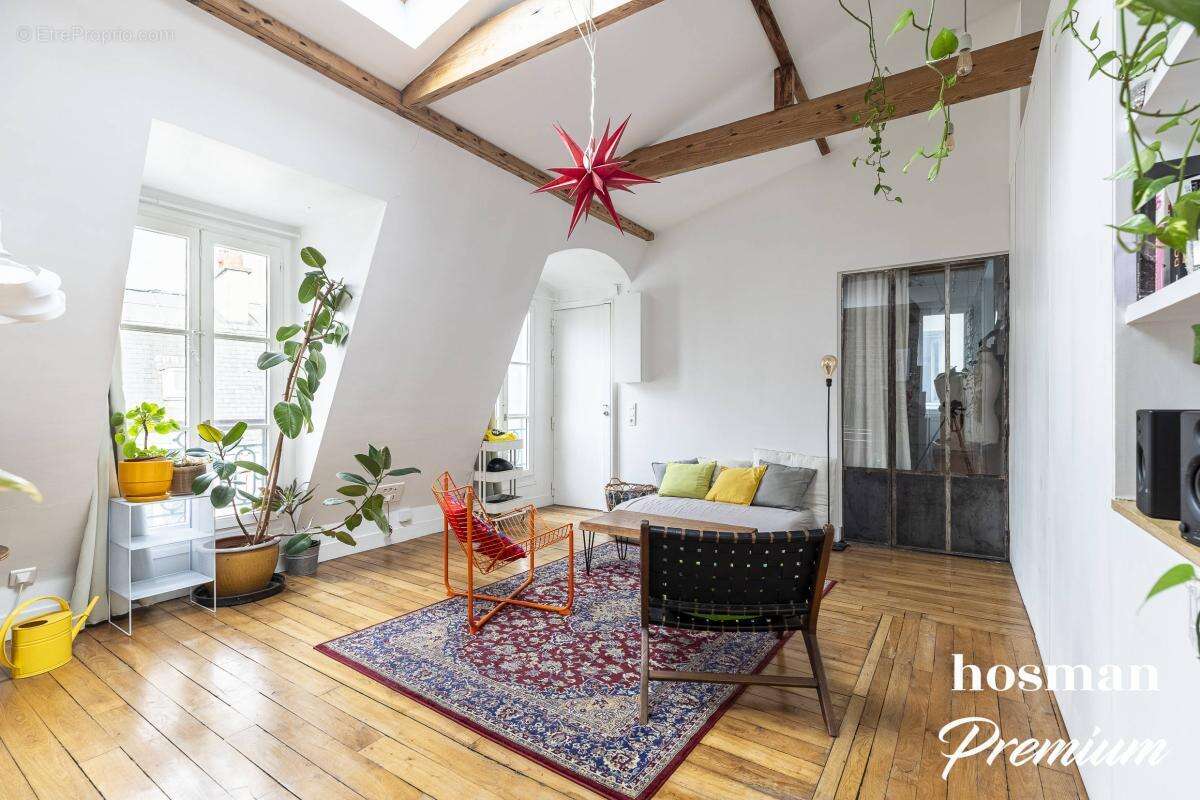 Appartement à PARIS-10E