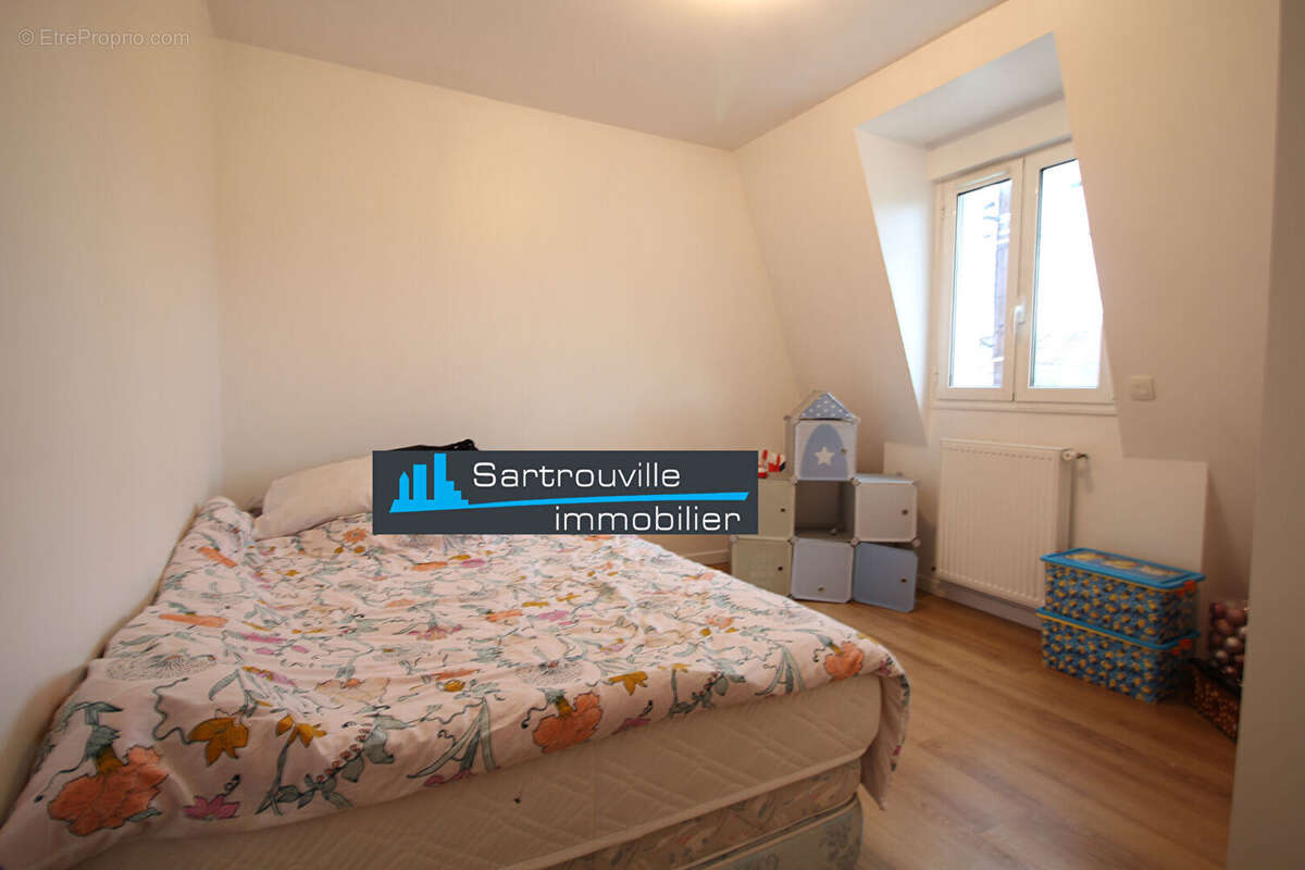 Maison à SARTROUVILLE