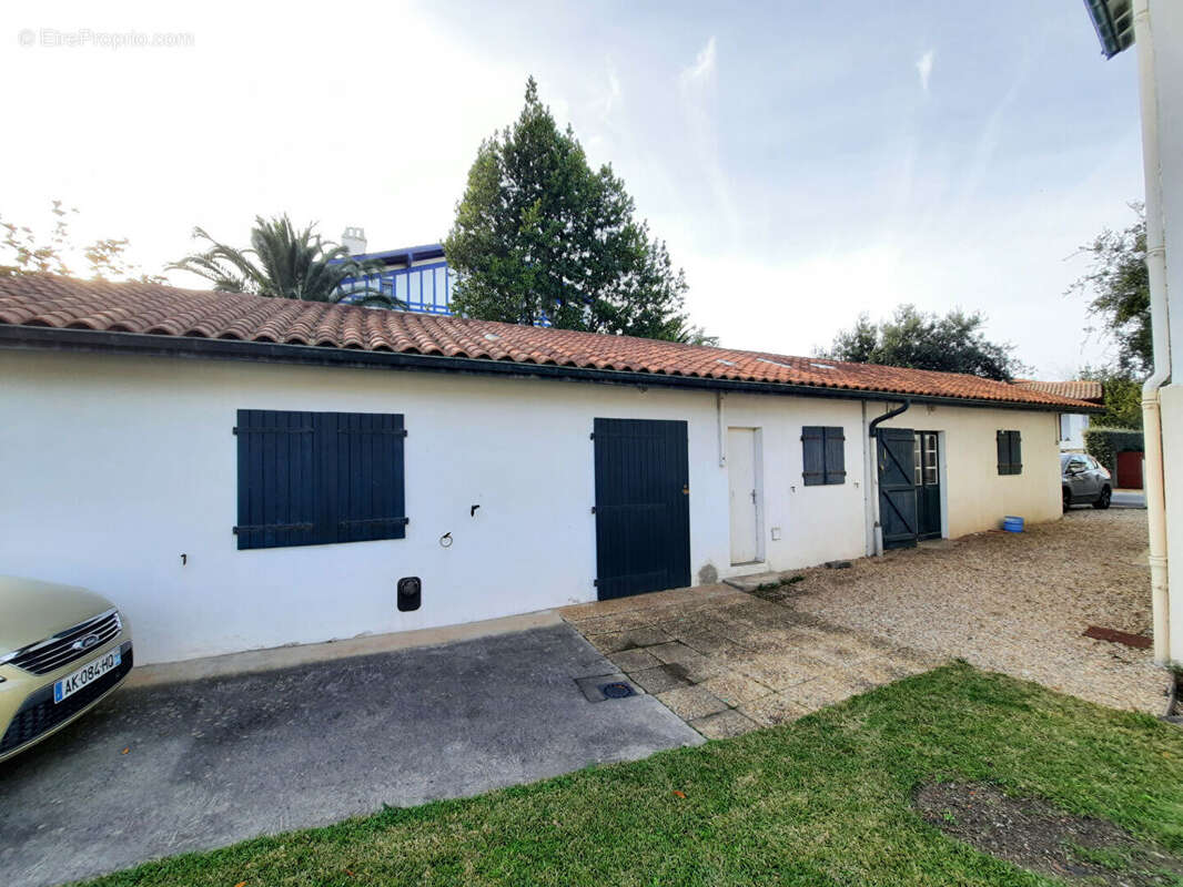 Appartement Hendaye 6 pièce(s) 132.92 m2 - photo 11