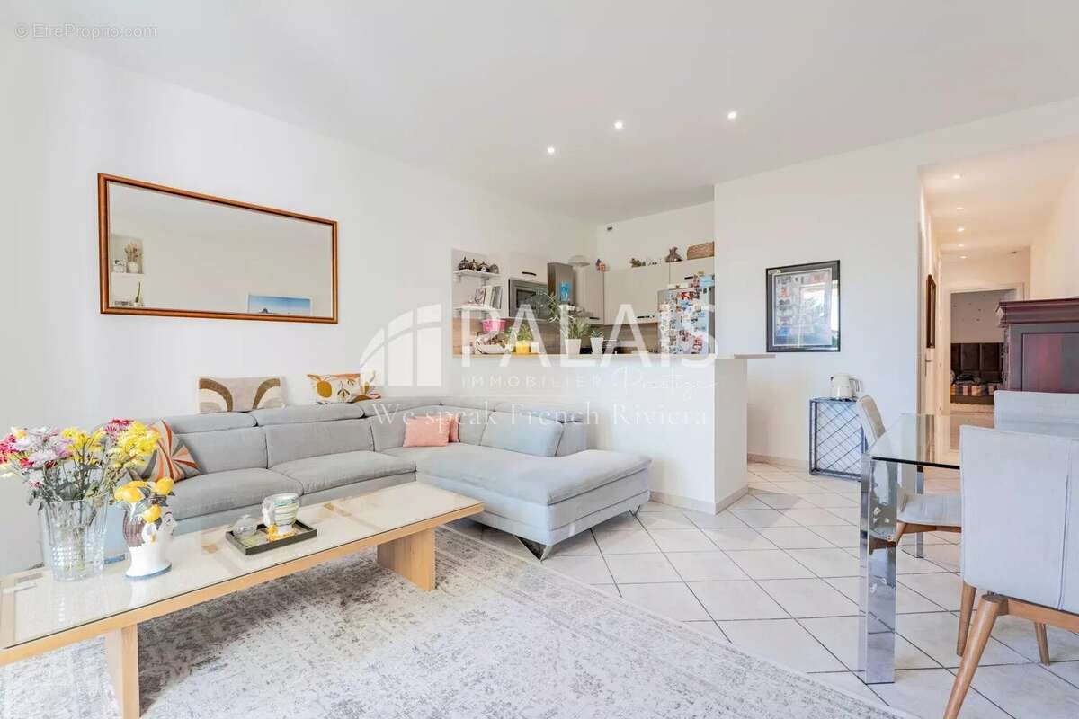 Appartement à BEAULIEU-SUR-MER