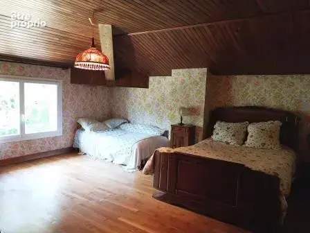 Jolie Maison partiellement meublé, 128m2hab; Grange att.50m2~; Garage; Beau Jardin - photo 14