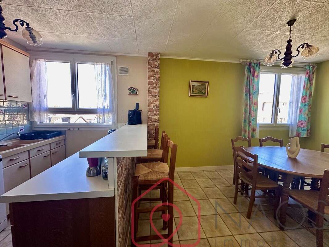 Appartement à LE PLESSIS-ROBINSON