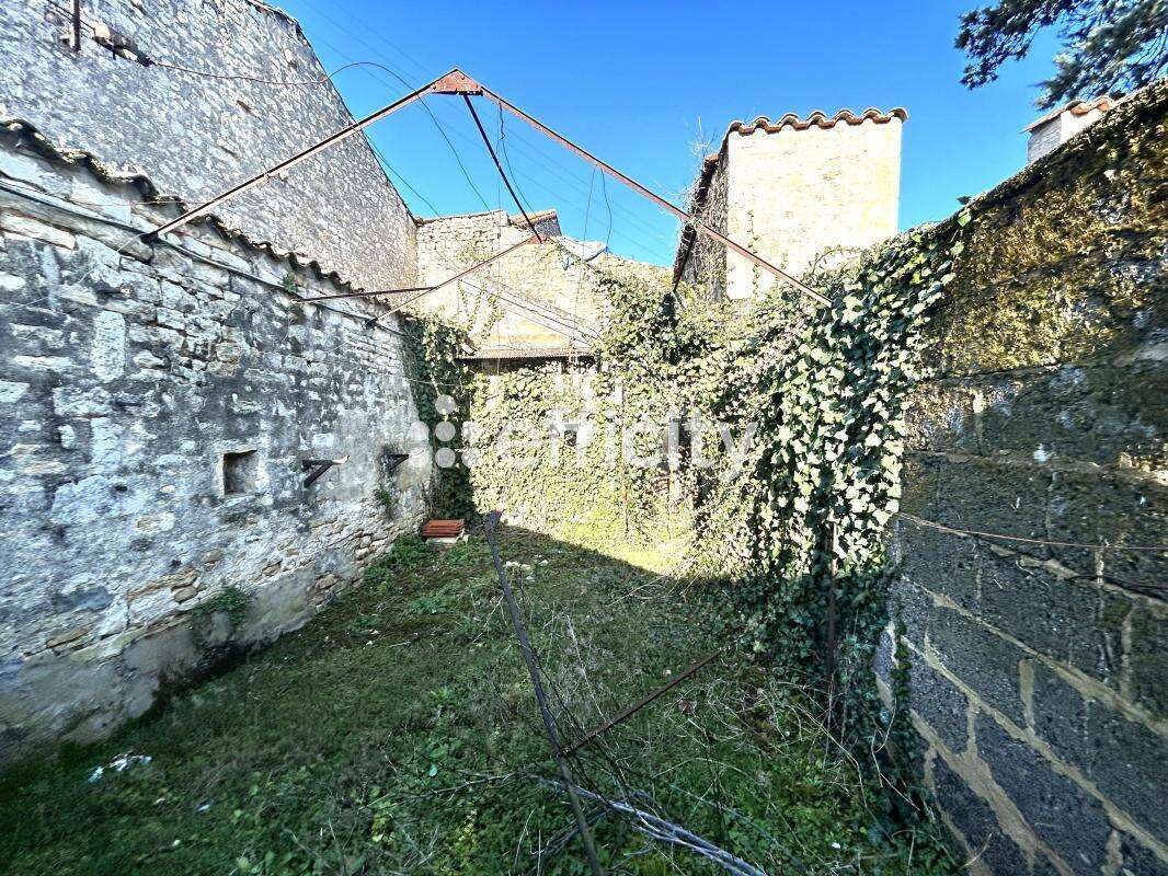 Appartement à SAUZE-VAUSSAIS