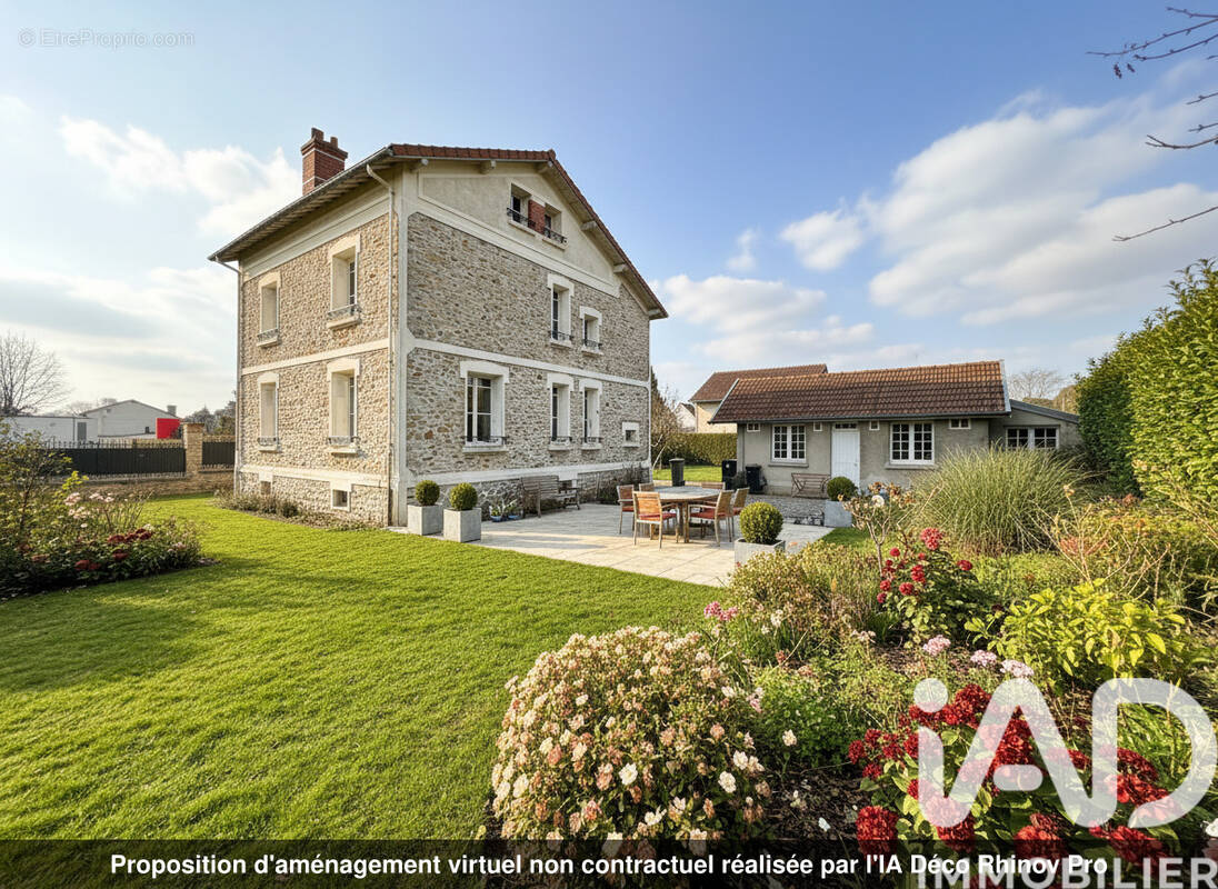 Photo 1 - Maison à GRETZ-ARMAINVILLIERS