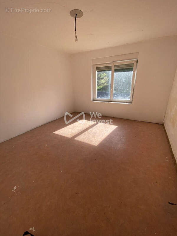 Maison 135 m² à Plesse  - photo 4