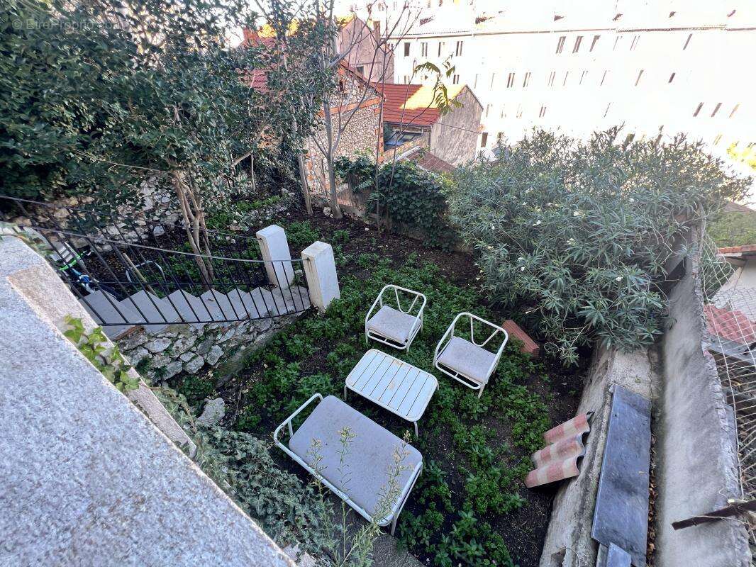 Appartement à MARSEILLE-7E