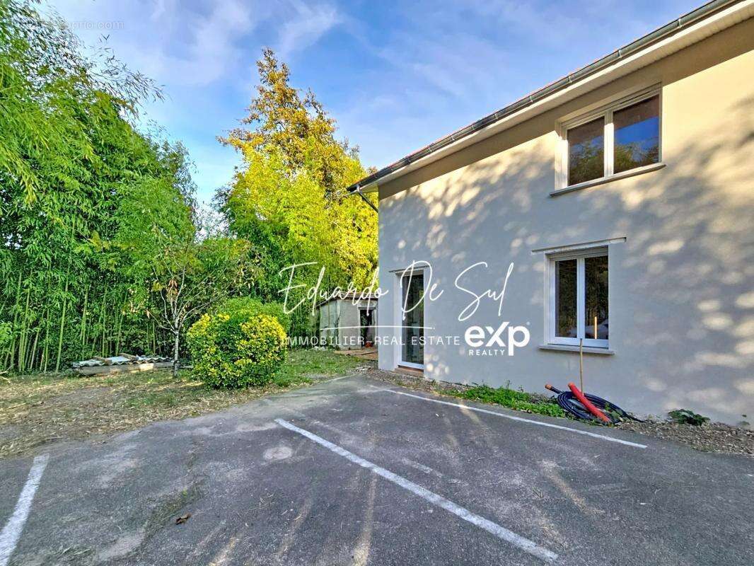 Maison à BLANQUEFORT