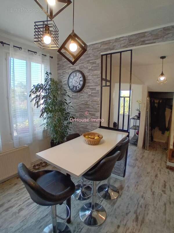 Maison à BELLERIVE-SUR-ALLIER