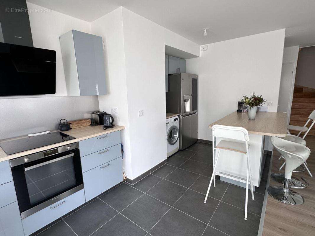 Appartement à COLOMBES
