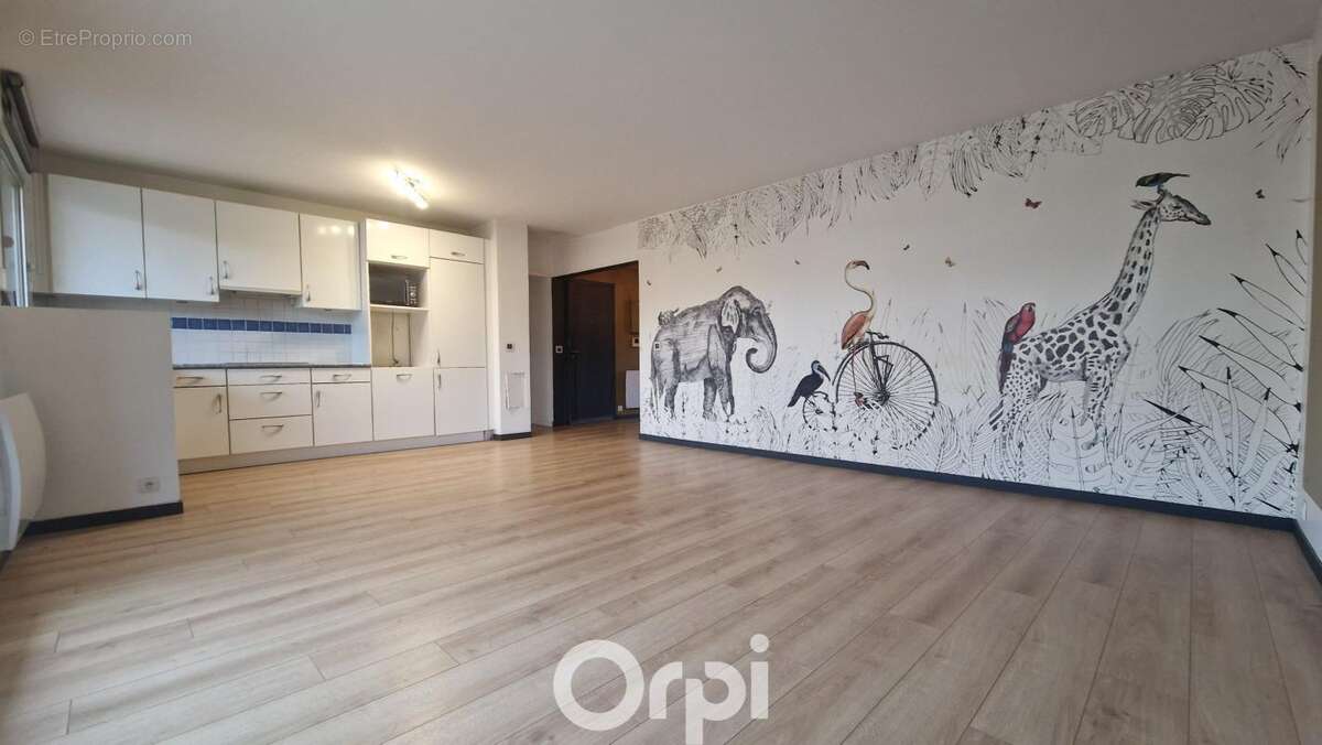 Appartement à LE PERREUX-SUR-MARNE