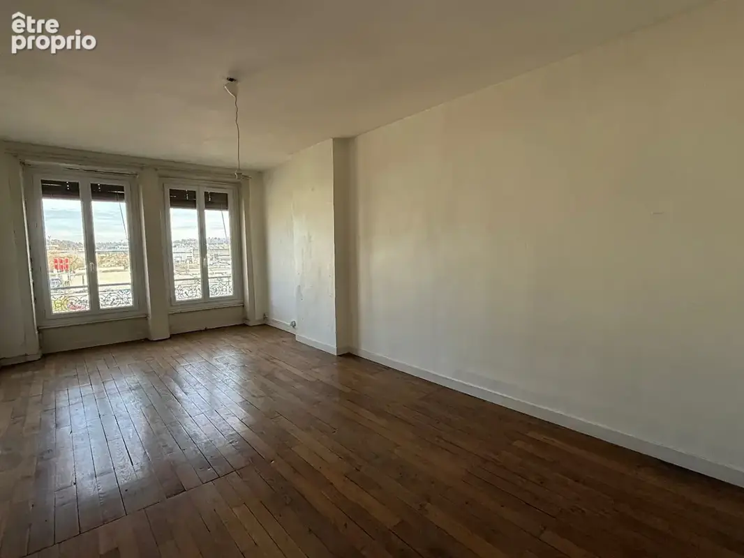 Appartement à LYON-9E