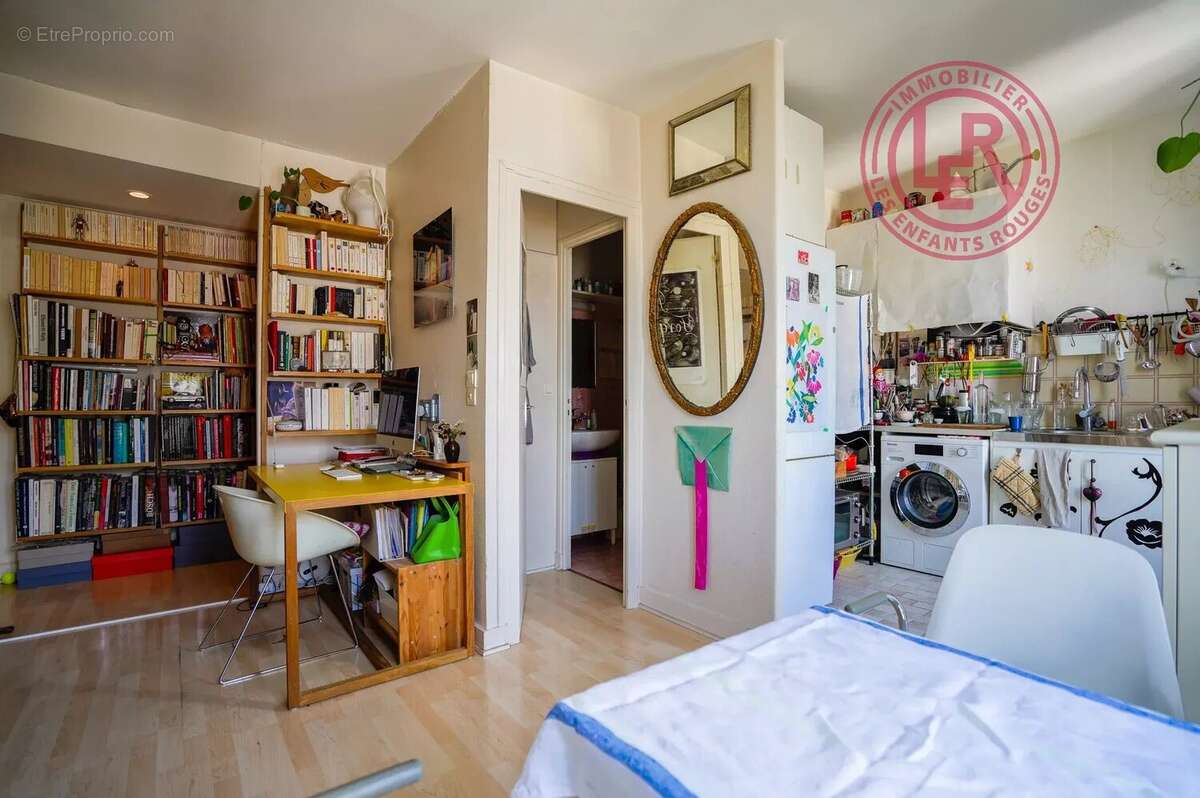 Appartement à PARIS-11E