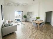 Appartement à STAINS